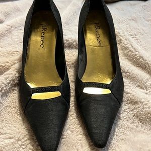 Black dress pumps